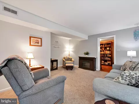 5 Hershey Rd, Lititz, PA 17543 photo 9