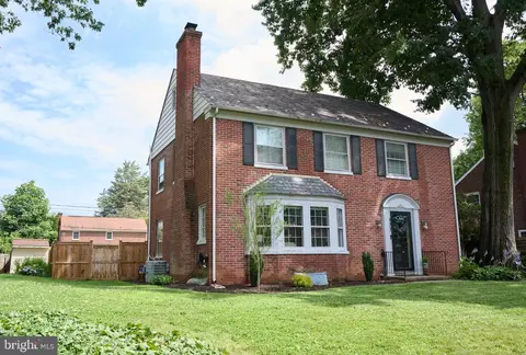 977 Pleasure Rd, Lancaster, PA 17601