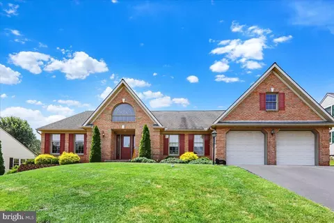 1277 Harvest Dr, Denver, PA 17517