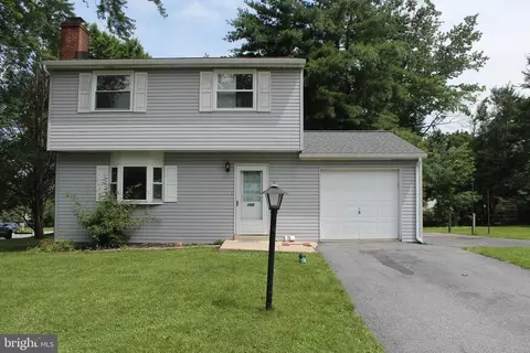 126 Summer Ln, Lititz, PA 17543