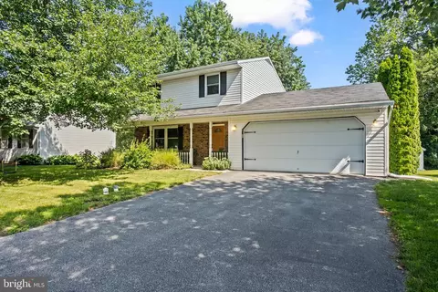 4103 Jasmine Pl, Mount Joy, PA 17552