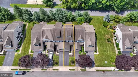 View/Area - 764 Keller Dr, Lititz, PA 17543 photo 1 of 5