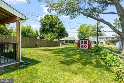514 Golden St, Lititz, PA 17543 photo 30