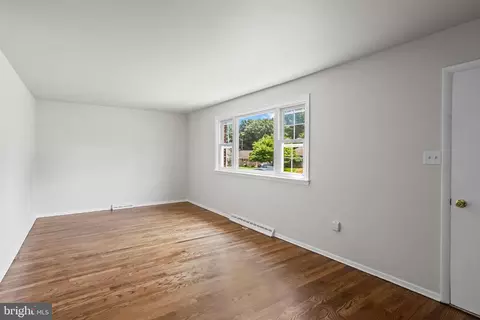 514 Golden St, Lititz, PA 17543 photo 4