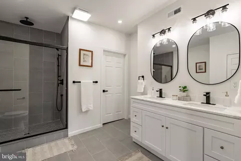Bath - 103 Ruby St, Lancaster, PA 17603 photo 3 of 6