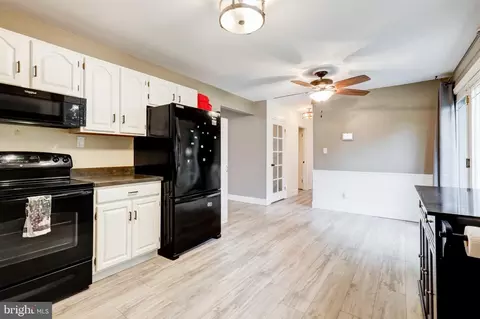 Kitchen - 109 Ciera Dr, Lititz, PA 17543 photo 1 of 3