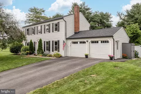 3 Carlton Ct, Willow Street, PA 17584