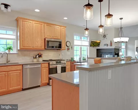 Kitchen - 623 Allegiance Dr, Lititz, PA 17543 photo 2 of 5
