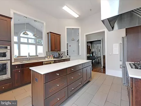 Kitchen - 623 Allegiance Dr, Lititz, PA 17543 photo 5 of 5