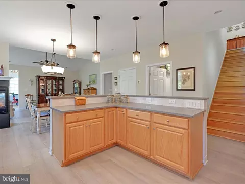 Kitchen - 623 Allegiance Dr, Lititz, PA 17543 photo 4 of 5