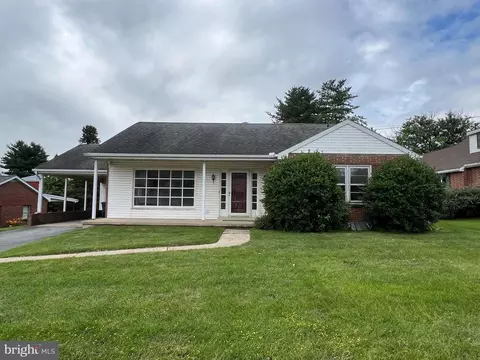 140 E Harrisburg Ave, Elizabethtown, PA 17022