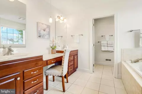 Bath - 641 Belgian Way, Lititz, PA 17543 photo 1 of 7