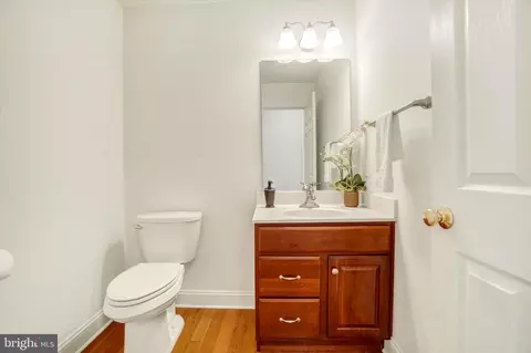 Bath - 641 Belgian Way, Lititz, PA 17543 photo 4 of 7