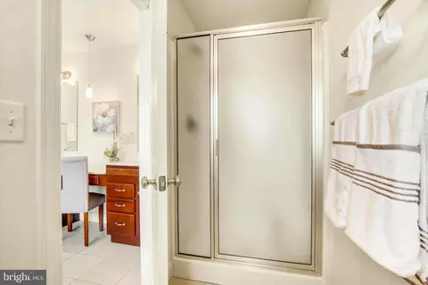 Bath - 641 Belgian Way, Lititz, PA 17543 photo 3 of 7