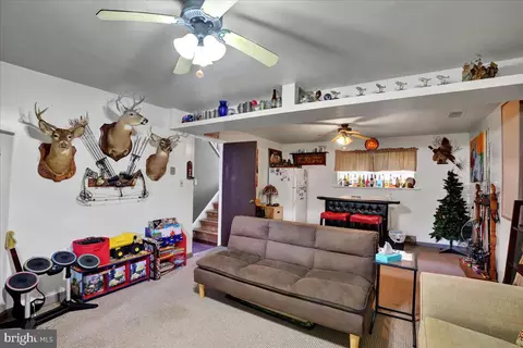 Entry Way - 73 Sleepy Hollow Rd, Lititz, PA 17543 photo 2 of 2