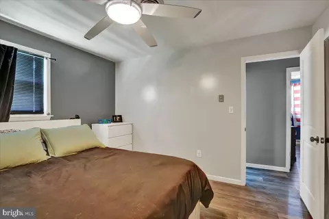 Bedroom - 73 Sleepy Hollow Rd, Lititz, PA 17543 photo 3 of 4