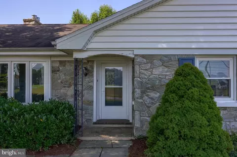 502 W Newport Rd, Lititz, PA 17543 photo 17