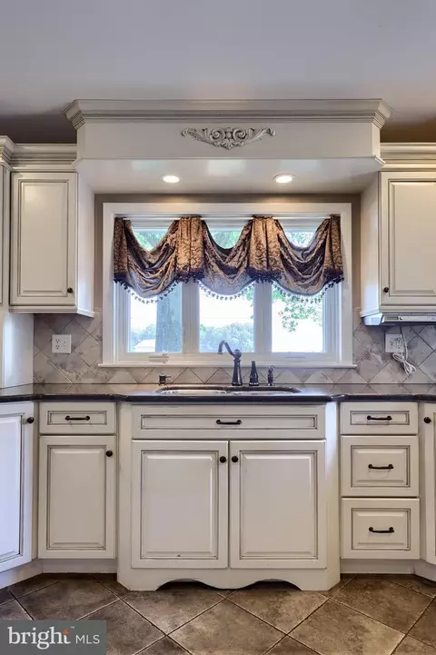 502 W Newport Rd, Lititz, PA 17543 photo 31