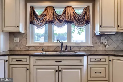 502 W Newport Rd, Lititz, PA 17543 photo 32