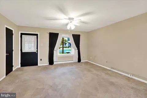828 Pine Hill Rd, Lititz, PA 17543 photo 6