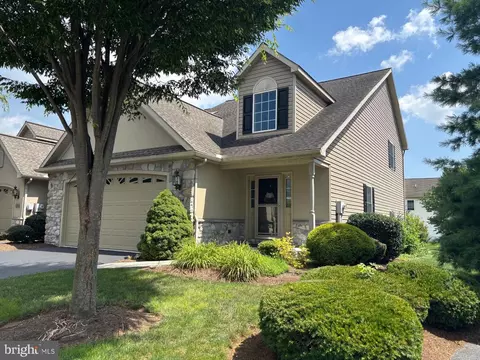 1334 Worthington Dr, Mount Joy, PA 17552