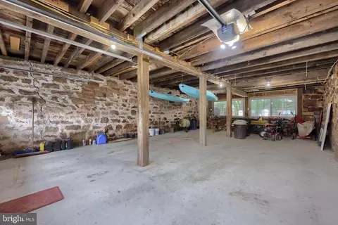 Exterior - 335 N Clay Rd, Lititz, PA 17543 photo 34 of 40