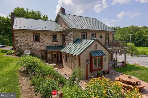 Exterior - 335 N Clay Rd, Lititz, PA 17543 photo 1 of 40