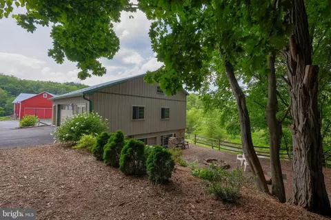Exterior - 335 N Clay Rd, Lititz, PA 17543 photo 14 of 40