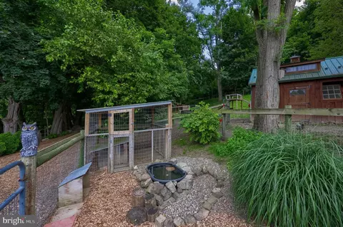 Exterior - 335 N Clay Rd, Lititz, PA 17543 photo 37 of 40