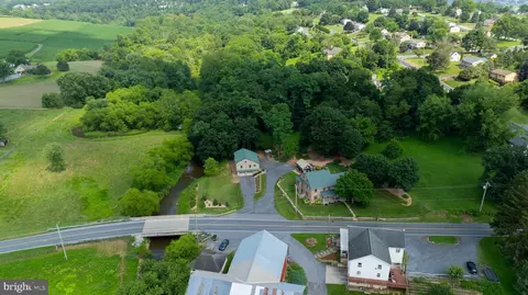 View/Area - 335 N Clay Rd, Lititz, PA 17543 photo 5 of 7