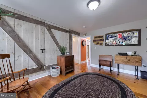 Entry Way - 335 N Clay Rd, Lititz, PA 17543 photo 19 of 27