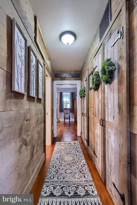 Entry Way - 335 N Clay Rd, Lititz, PA 17543 photo 18 of 27