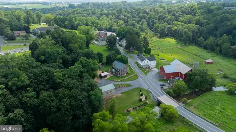 View/Area - 335 N Clay Rd, Lititz, PA 17543 photo 3 of 7
