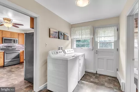 629 S Spruce St, Lititz, PA 17543 photo 13