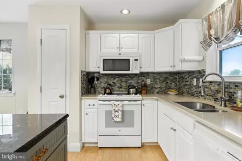 1017 Kent Gdn, Lititz, PA 17543 photo 9