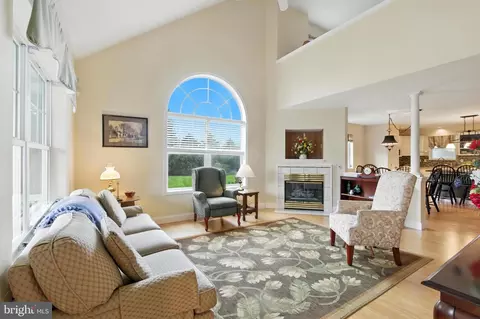 1017 Kent Gdn, Lititz, PA 17543 photo 3