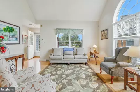 1017 Kent Gdn, Lititz, PA 17543 photo 4