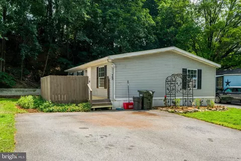 163 Hurst Dr, Ephrata, PA 17522