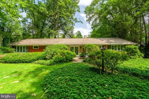1111 Pennsy Rd, Pequea, PA 17565