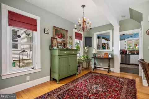 Entry Way - 53 Front St, Lititz, PA 17543 photo 2 of 8