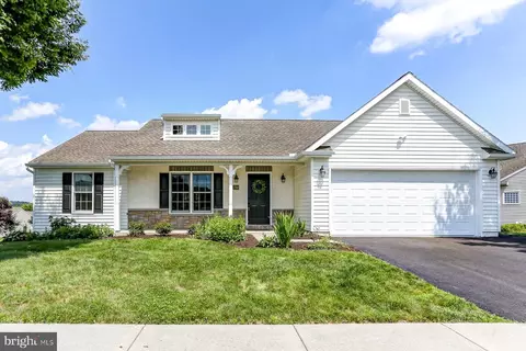 758 Heather Rdg, Manheim, PA 17545