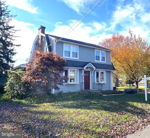 13 Mylin Ave, Willow Street, PA 17584