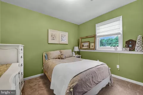 Bedroom - 606 S Cedar St, Lititz, PA 17543 photo 3 of 4