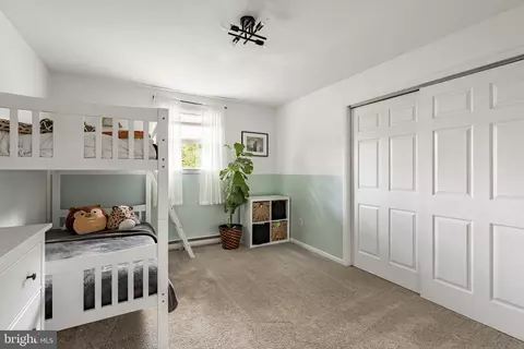 Bedroom - 104 Hershey Rd, Lititz, PA 17543 photo 4 of 4
