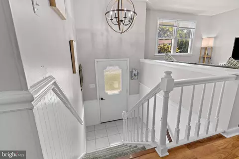 Entry Way - 111 Oxford Dr, Lititz, PA 17543 photo 1 of 2
