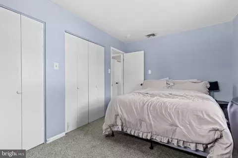 Bedroom - 111 Oxford Dr, Lititz, PA 17543 photo 4 of 4