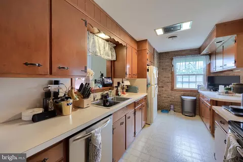 1147 W Main St, Ephrata, PA 17522 photo 17