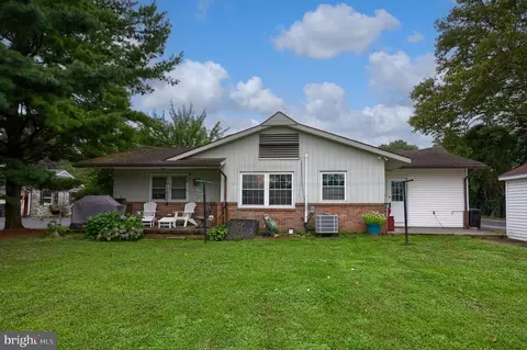 1147 W Main St, Ephrata, PA 17522 photo 5