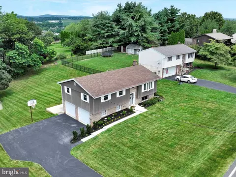 View/Area - 301 Owl Hill Rd, Lititz, PA 17543 photo 1 of 6