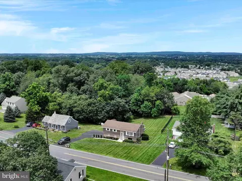 View/Area - 301 Owl Hill Rd, Lititz, PA 17543 photo 4 of 6